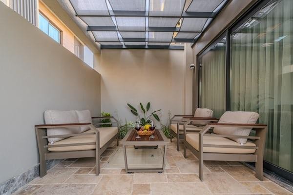 Stylish patio covers in Clovis CA for modern homes